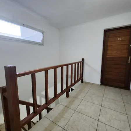Dpto Centrico Con Balcon Y Estacionamiento Apartment Tandil Exterior photo